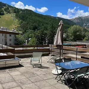 Appartement Apt Or Chalet Near The Slopes Chaffrey, Saint-Chaffrey